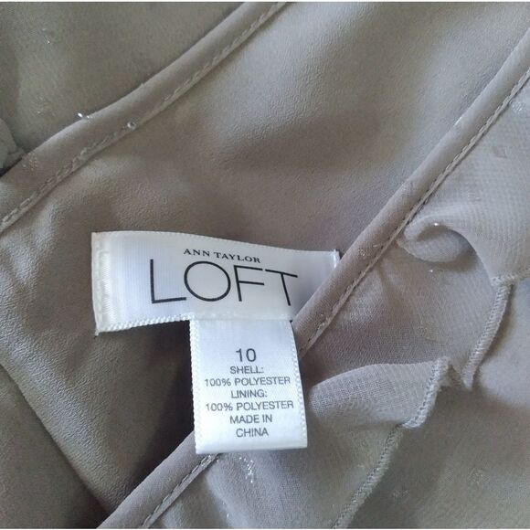 LOFT Gray Ruffle V-Neck Blouse Size 10 - Picture 9 of 9